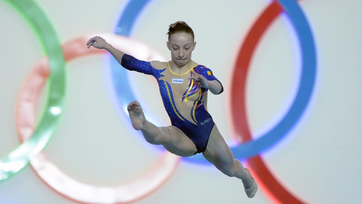  Gimnastică feminină, CE: România, locul 5 pe echipe şi calificare la CM, plus calificări în patru finale individuale