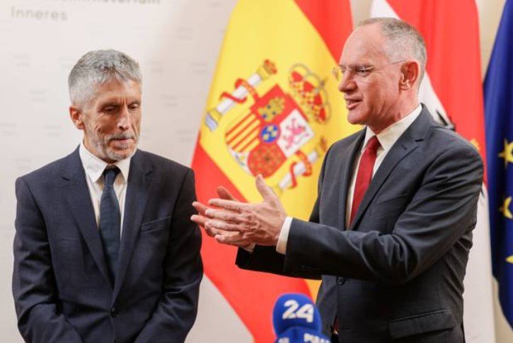  Ce i-a spus ministrul de Interne spaniol omologului din Austria în legătură cu aderarea României şi Bulgariei la Schengen
