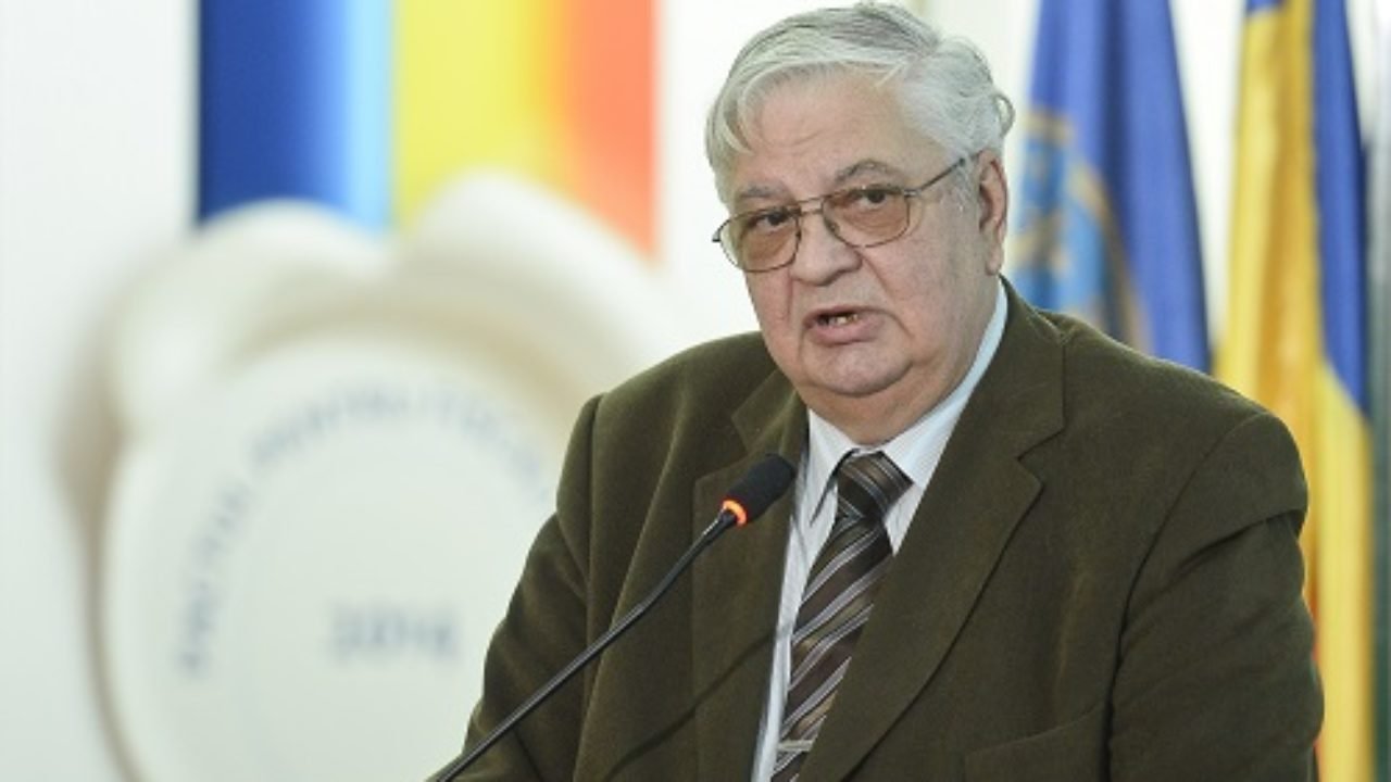  Mircea Coşea: Singura viziune clară pe care o are coaliția de guvernare e să păstreze pensiile speciale