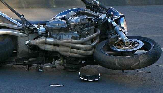  Un motociclist a fost rănit grav, în urma unui accident pe DN 12 Sfântu Gheorghe – Miercurea Ciuc