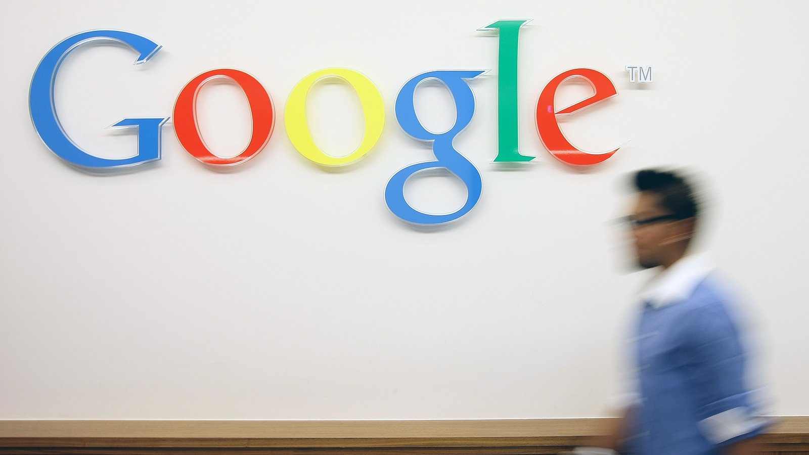  Google intenţionează să îşi actualizeze motorul de căutare cu inteligenţă artificială şi clipuri video