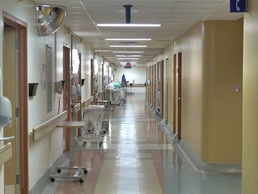 Spitalul Militar Central: Un asistent ar fi administrat mai multor paciente un medicament sedativ