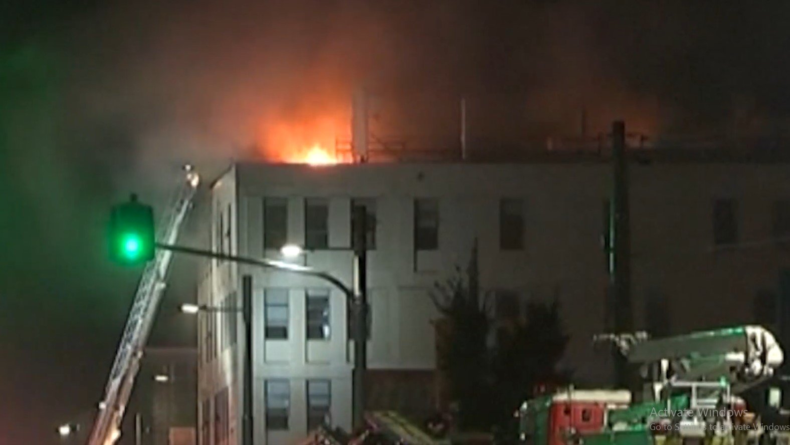  Incendiu la un hotel din centrul Wellingtonului: cel puţin şase persoane şi-au pierdut viaţa