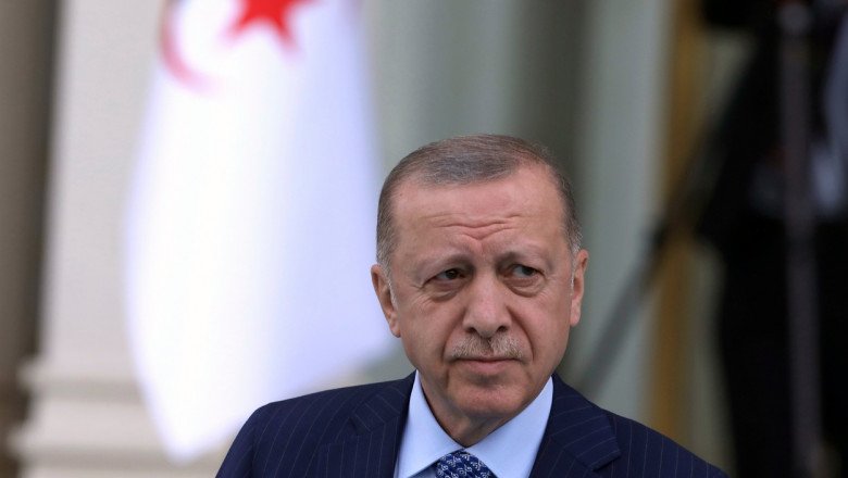  Sultanul Erdogan spune că încă nu este pregătit să susţină aderarea Suediei la NATO