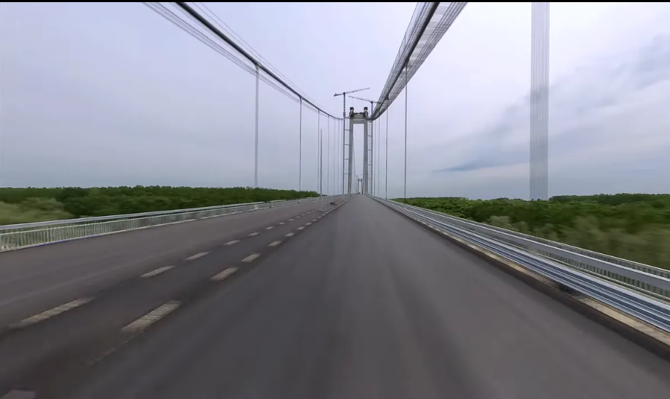  VIDEO Traversați podul suspendat de la Brăila!  Cum arată stațiile de taxare de pe malul tulcean