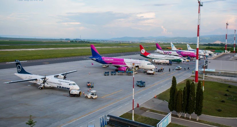  Zeci de lideri de state se întâlnesc la Chişinău. Aeroportul ieşean, pregătit pentru eventuale escale ale curselor oficiale