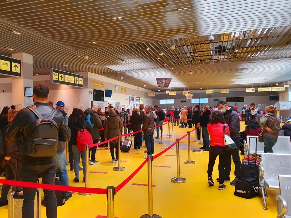  Record de pasageri la Aeroportul Iaşi: 230.000 în mai. Cifrele pozitive vin la pachet şi cu restricţii
