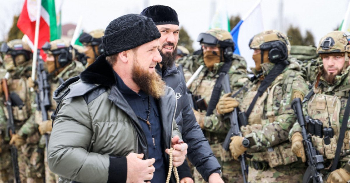  Forţele speciale cecene au lansat o ofensivă în estul Ucrainei, anunţă Ministerul rus al Apărării