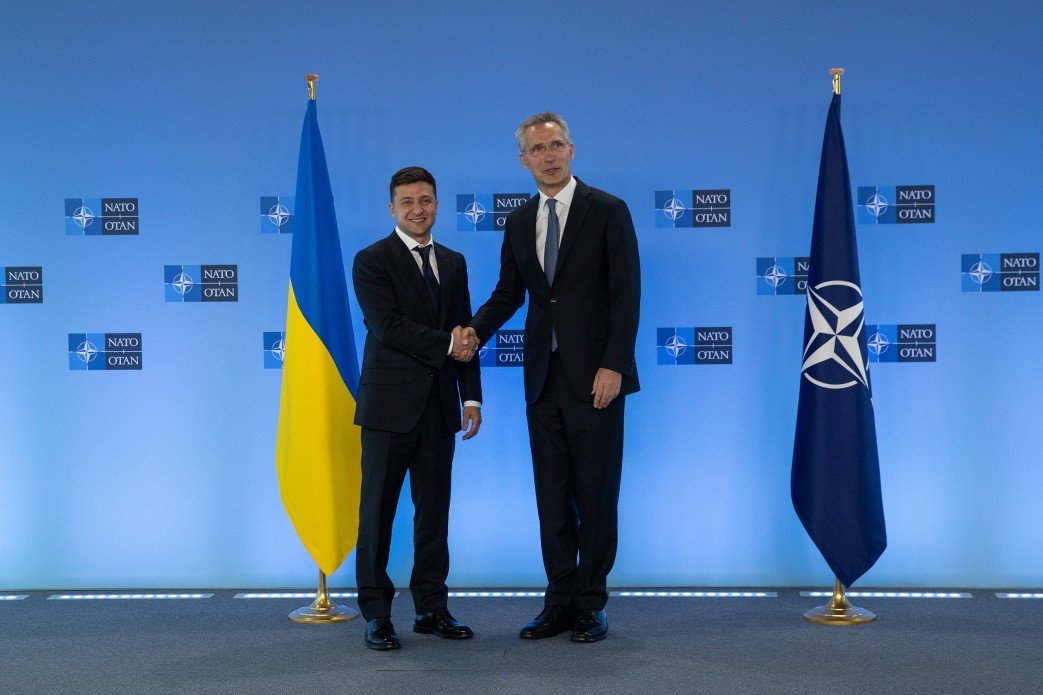  Zelenski admite că aderarea la NATO a Ucrainei este „imposibilă” până la încheierea războiului cu Rusia