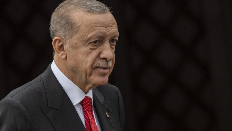  Erdogan: Turcia nu va aproba candidatura Suediei la NATO, dacă Stockholmul nu opreşte protestele anti-turce