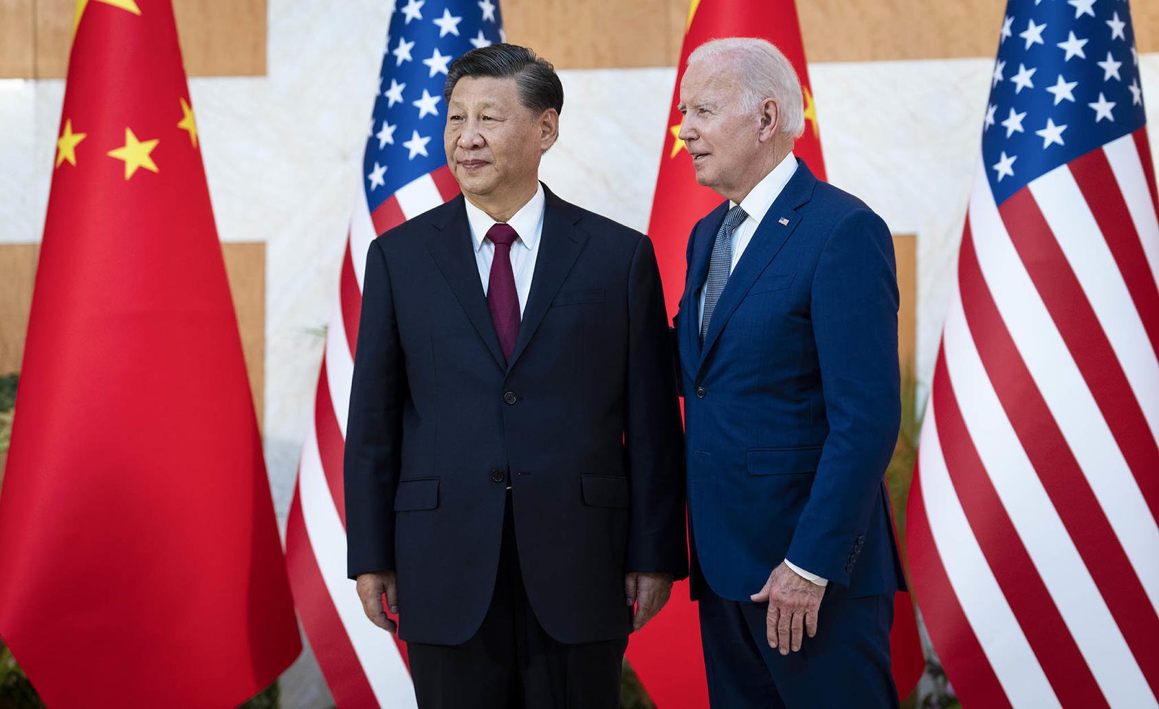  China a ripostat după ce Joe Biden l-a numit dictator pe Xi Jinping