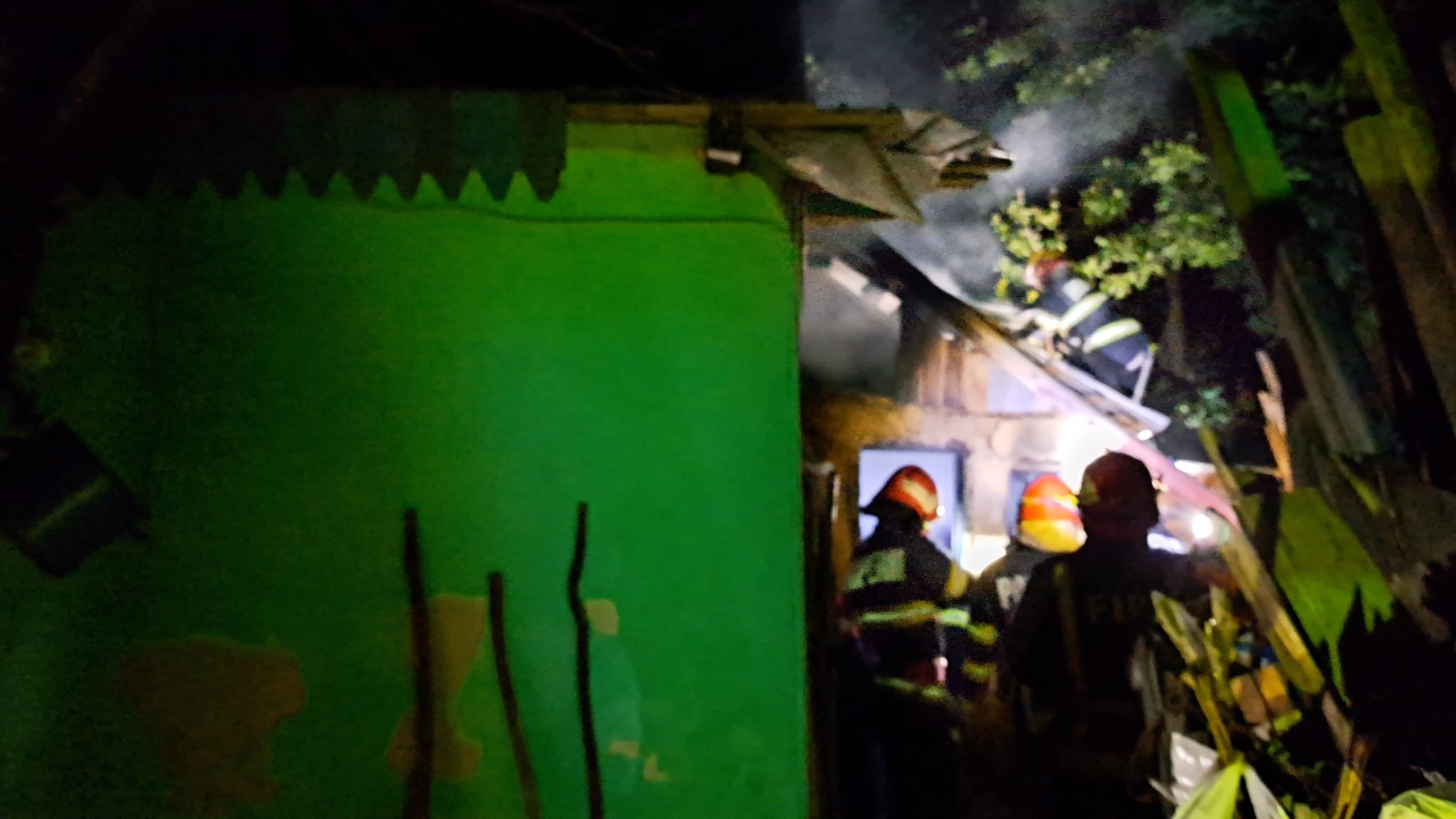  Iaşi: O femeie, găsită carbonizată în casă în urma unui incendiu la Mironeasa – FOTO