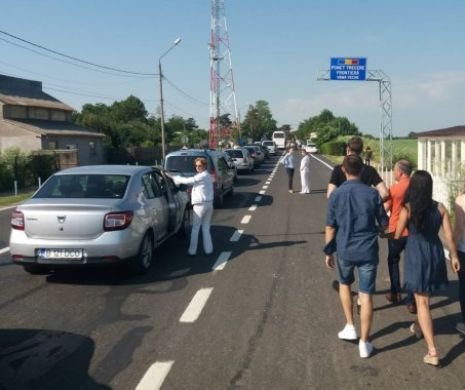  Un șofer a forțat intrarea în România prin Vama Veche circulând pe contrasens și lovind un polițist