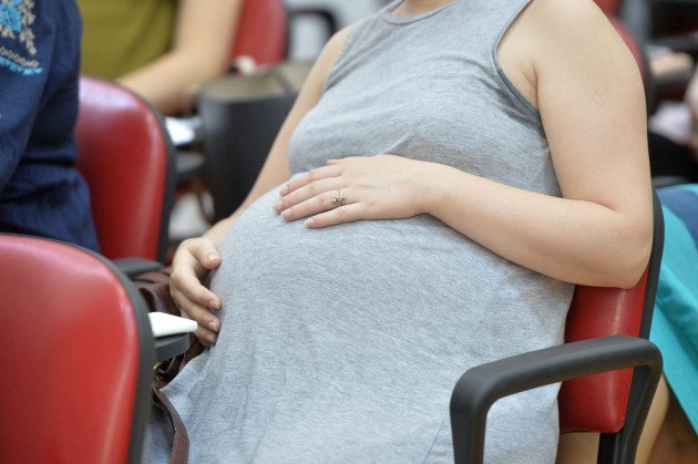  Zeci de ucrainence gravide s-au plâns de abuzurile din sănătatea românească. Două cazuri sunt de la Iași