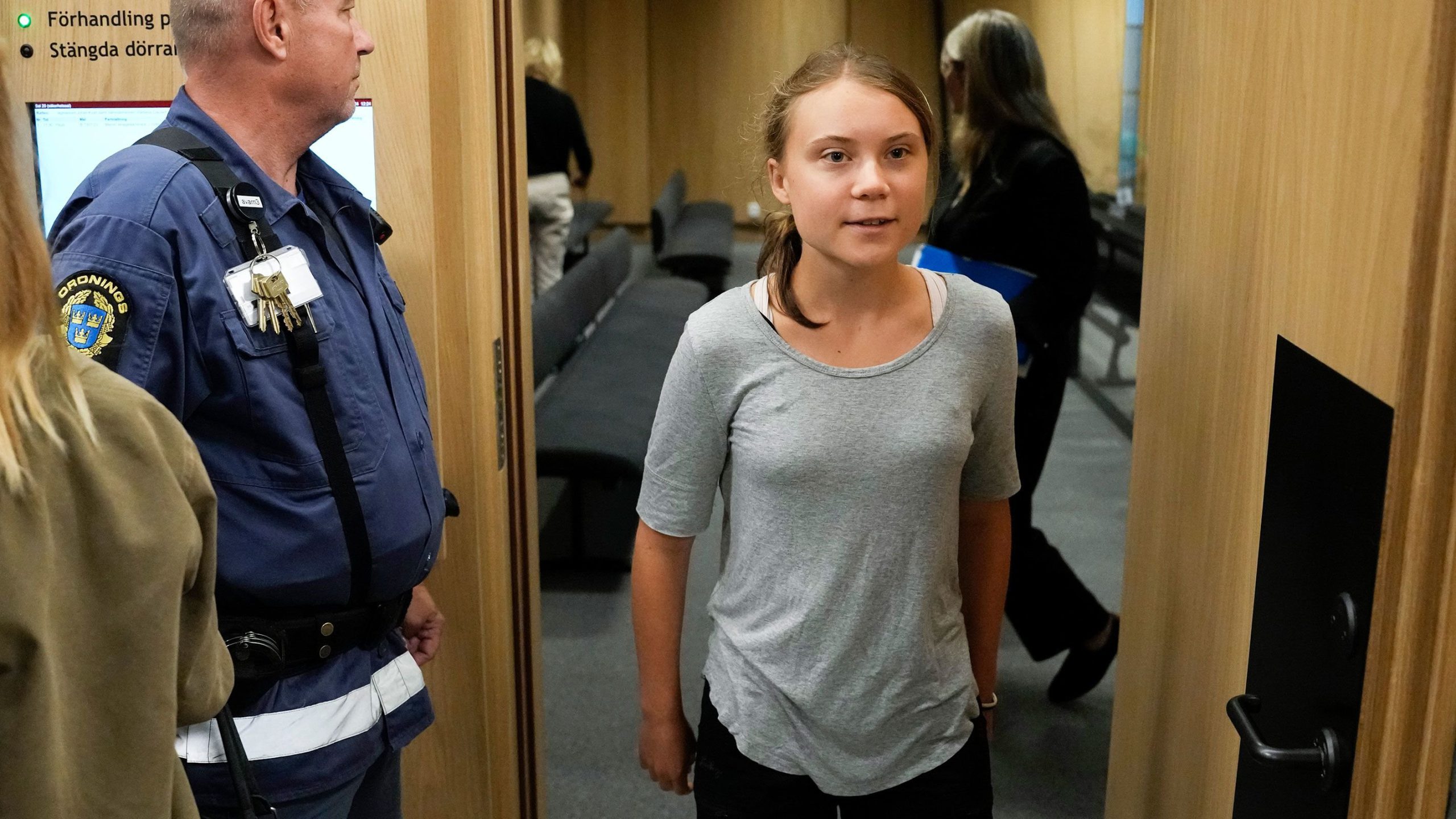  Greta Thunberg, amendată cu 130 de euro pentru nerespectarea unui ordin al poliţiei
