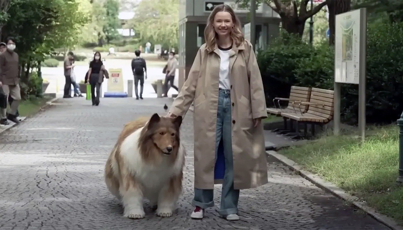  VIDEO A cheltuit o avere ca să arate ca un câine. Prima ieșire în public a devenit virală