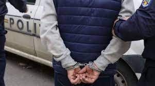  Polițiștii din cadrul Biroului de Investigații Criminale Iași au reținut trei bărbați pentru tâlhărie, furt calificat și furt