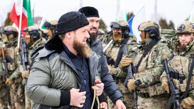  Luptătorii lui Ramzan Kadîrov s-au îmbătat şi s-au împuşcat cu soldaţii ruşi, lângă Mariupol