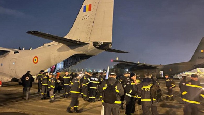  Pompieri români duşi de Forţele Aeriene Române în insula Corsica ca să ajute la stingerea incendiilor