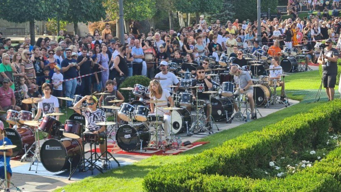  O sută de toboşari vor cânta sincron, la final de august, în Iaşi: cel mai mare eveniment organizat vreodată în România