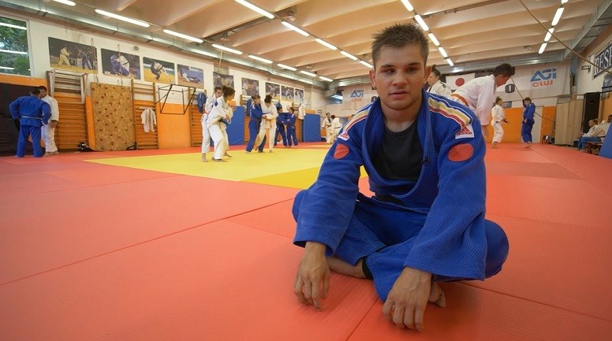  Alexandru Bologa a câştigat titlul mondial la judo pentru nevăzători şi s-a calificat pentru Jocurile Paralimpice 2024