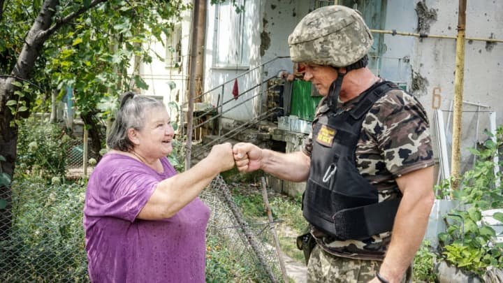  Ucraina anunţă că a eliberat Robotîne, o localitate strategică din sud. Ruşii se regrupează în est