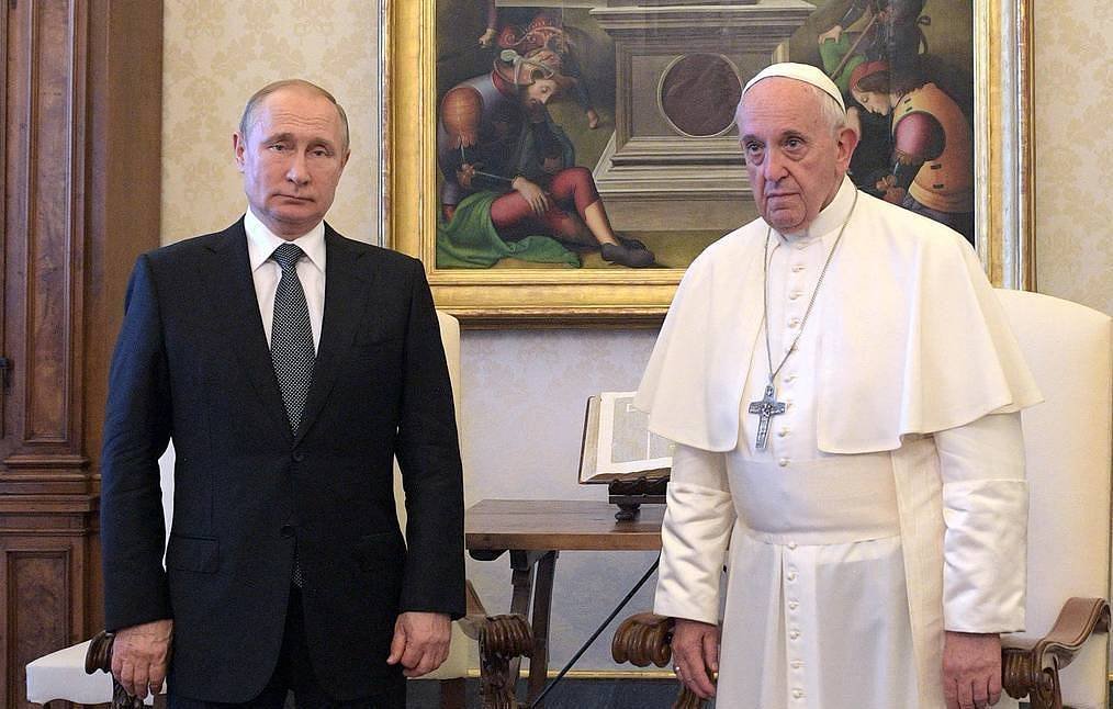  Papa recunoaşte că declaraţiile sale despre Rusia au fost eronate
