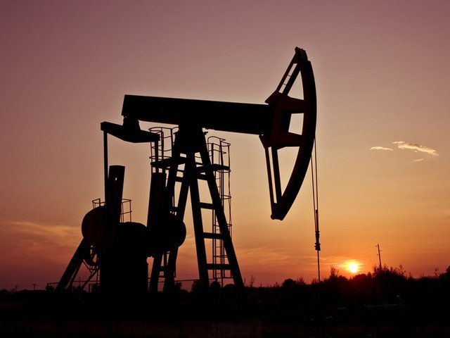  Preţurile petrolului au crescut marţi cu aproximativ 2%, până la maximele ultimelor 10 luni