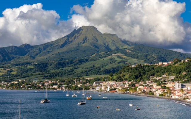  Un vulcan activ de pe insula franceză Martinica, inclus în patrimoniul mondial UNESCO