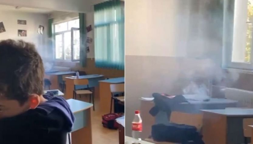  Telefonul scump al unui elev din Cluj a luat foc din senin. Elevii au fugit din clasă