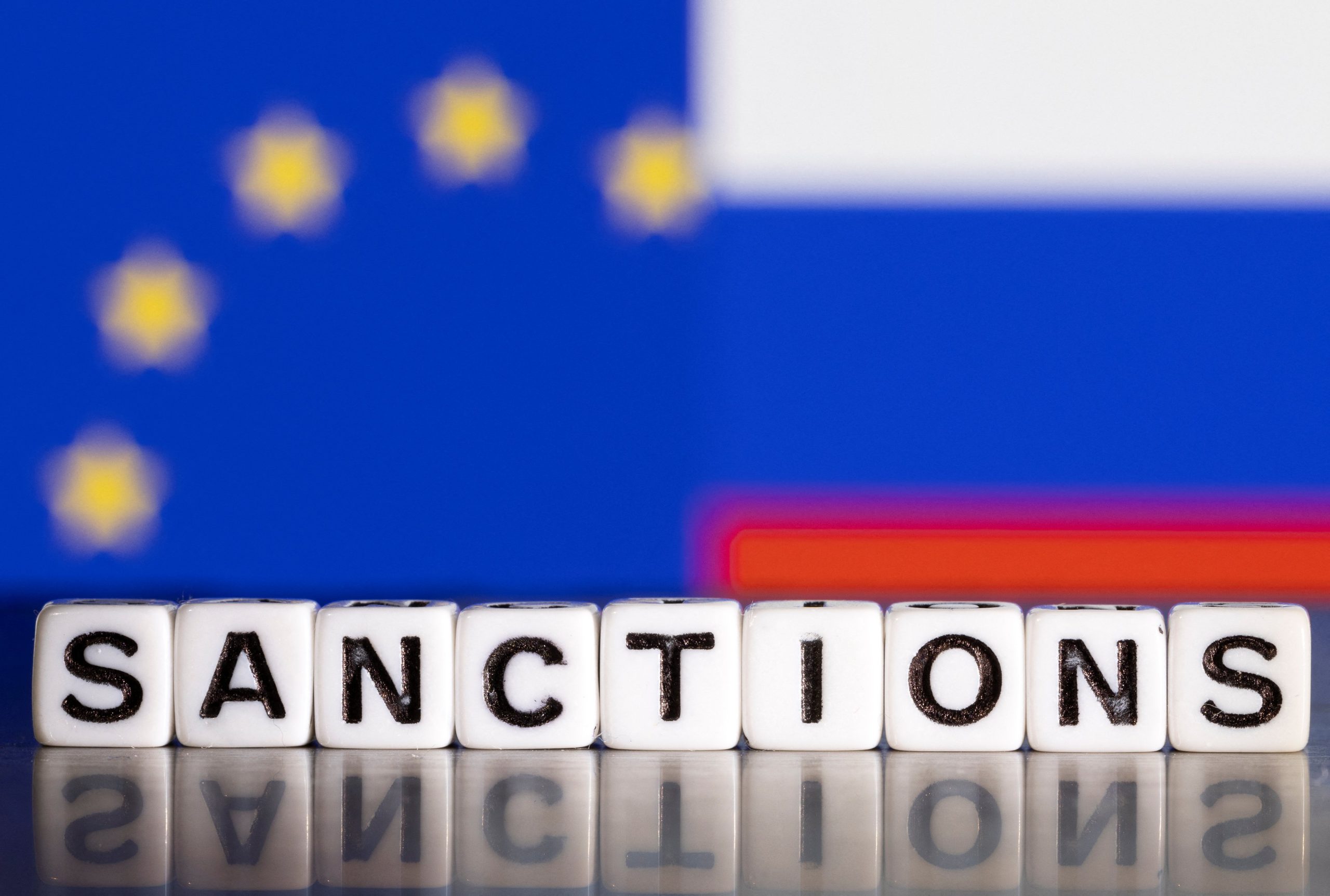  Numeroase companii străine au rămas în Rusia, în pofida sancţiunilor, observă Comisia Europeană