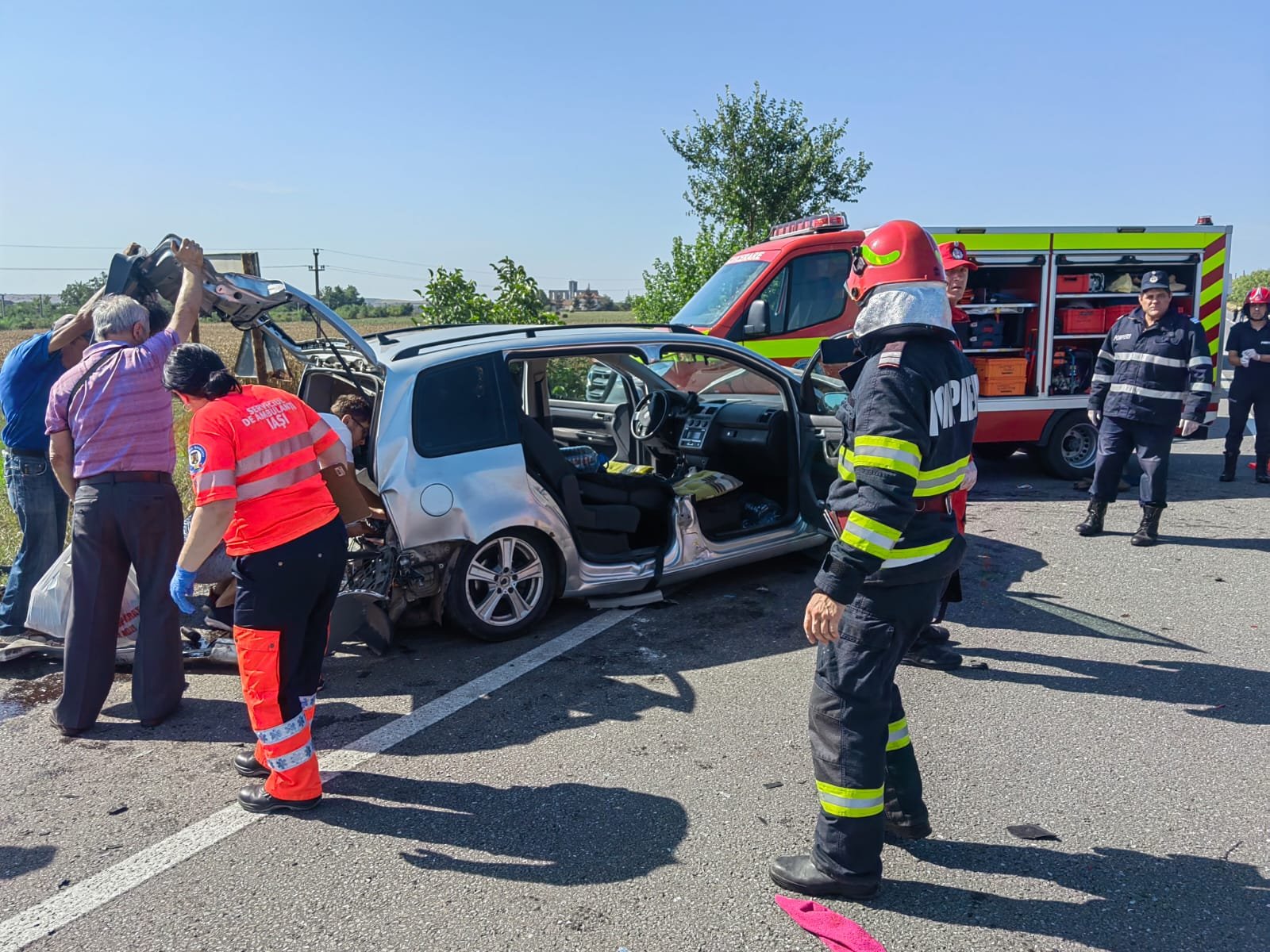  Iaşi: Accident grav cu trei victime la Sârca – FOTO