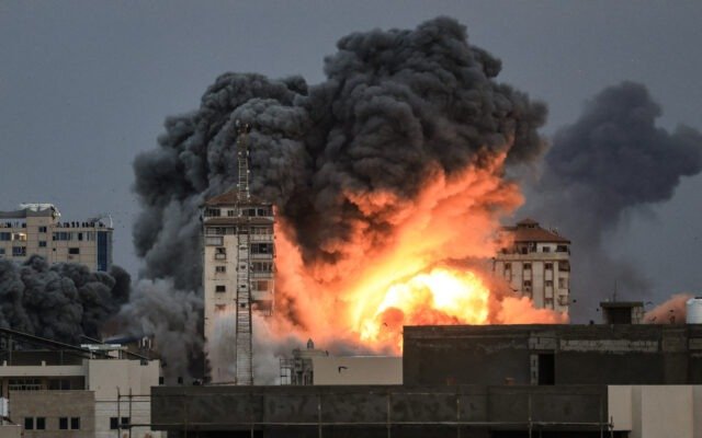  Armata israeliană a lovit peste 200 de ţinte în Gaza în cursul nopţii