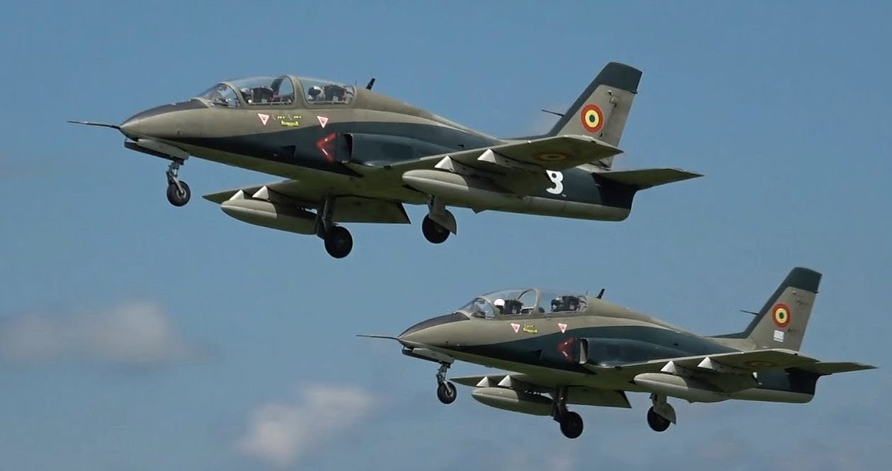  Atenţie, mai multe aeronave militare vor survola la mică înălţime Iaşul şi regiunea Moldovei