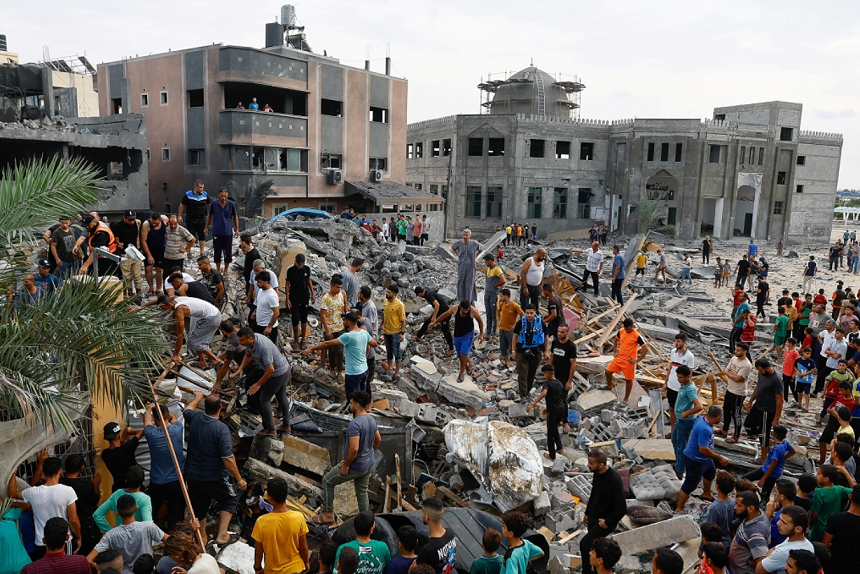  Unsprezece profesori şi 30 de elevi din şcoli ONU, ucişi în atacuri israeliene în Fâşia Gaza