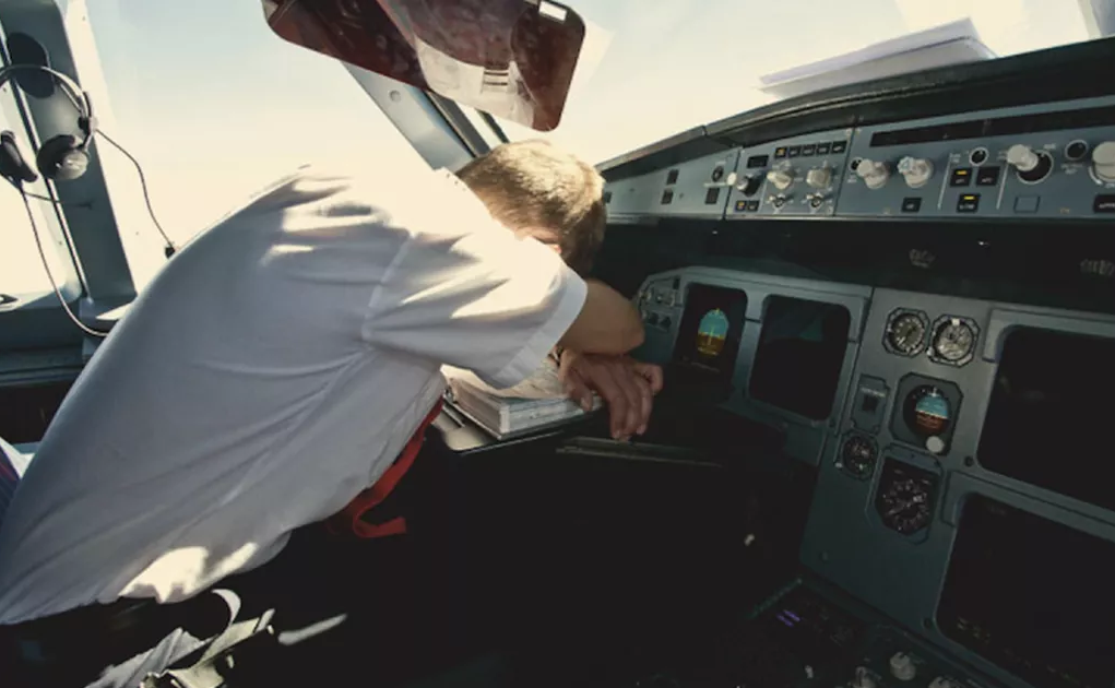  Zborurile cu avionul în Europa devin periculoase? Piloții trag un semnal de alarmă (presă)