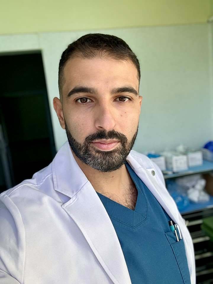  Medic israelian stabilit în România: În ultimele zile am văzut medici îngenuncheaţi de durerea propriei neputinţe