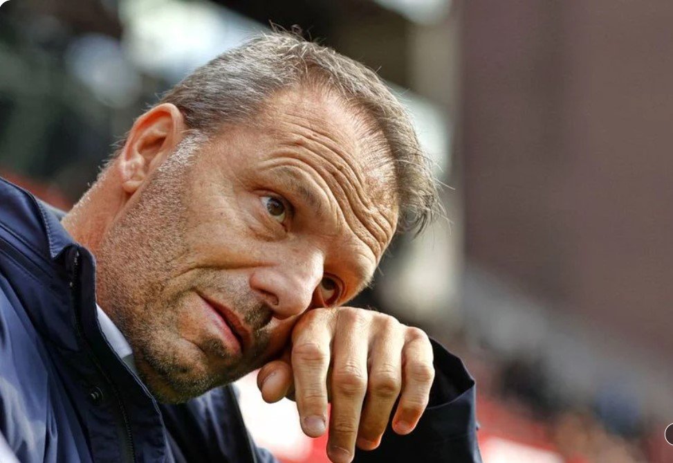 Ajax Amsterdam s-a despărţit de antrenorul Maurice Steijn