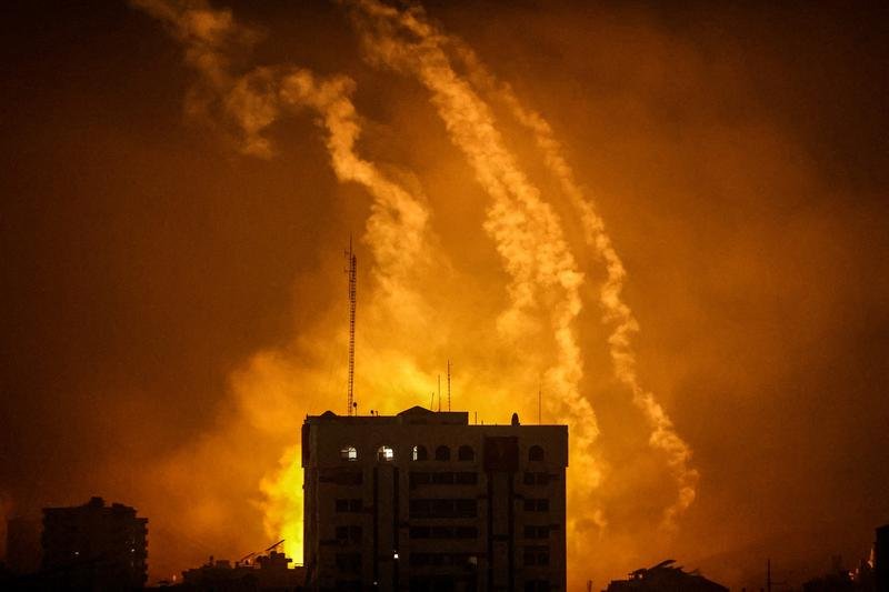  Armata Israelului a intrat în Fâşia Gaza: Luptele terestre au făcut ravagii
