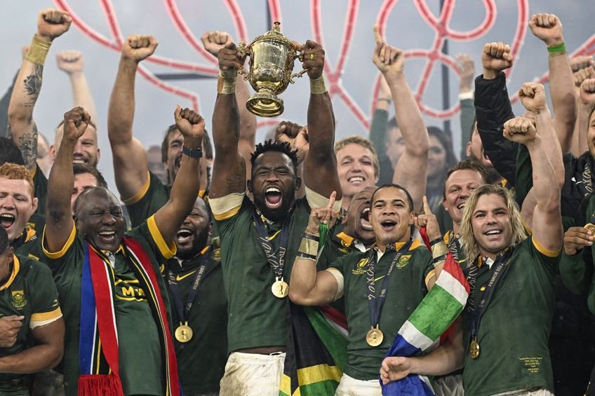  Africa de Sud a câştigat în premieră pentru a patra oară Cupa Mondială de Rugby