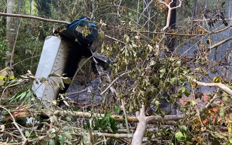  Un avion de mici dimensiuni s-a prăbuşit în vestul Braziliei: 12 persoane şi-au pierdut viaţa