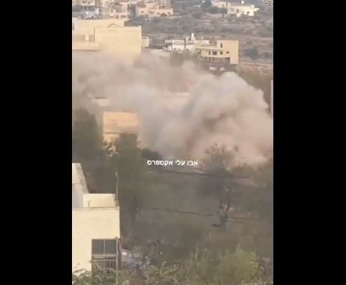  Israelul demolează cu explozivi casa din Cisiordania a numărului doi al Hamas, Saleh al-Arouri