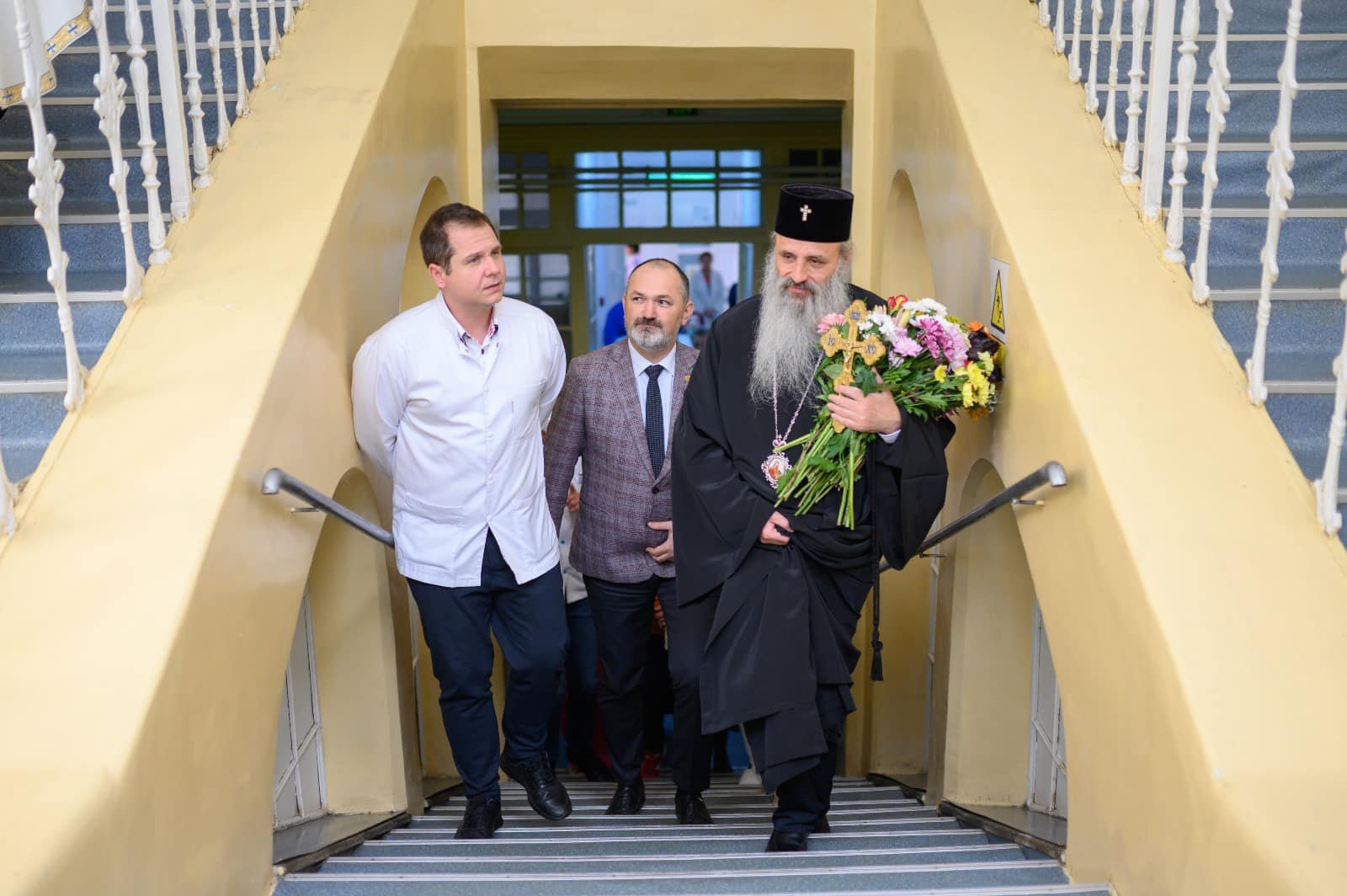 Mitropolitul Teofan a vizitat bolnavii de la Spitalul de Pneumoftiziologie din Iași