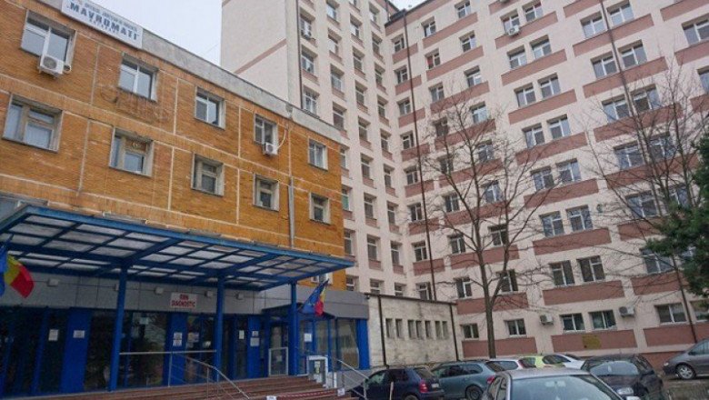  La spitalul din Botoșani, pacienții sună la 112 după ajutor. Tot aici, să ne amintim, o tânără gravidă a murit fără ajutor medical în maternitate