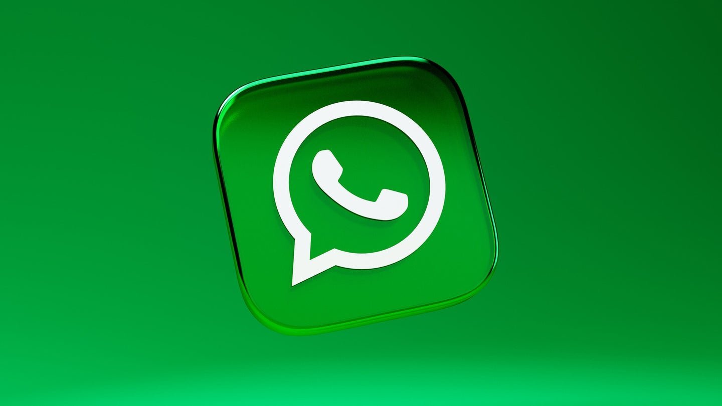  WhatsApp ar putea cere utilizatorilor să-şi confirme adresele de e-mail