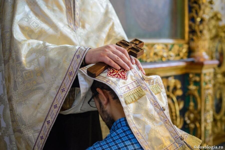  Are voie un preot care nu a postit să spovedească? – ce spune purtătorul de cuvânt al Mitropoliei