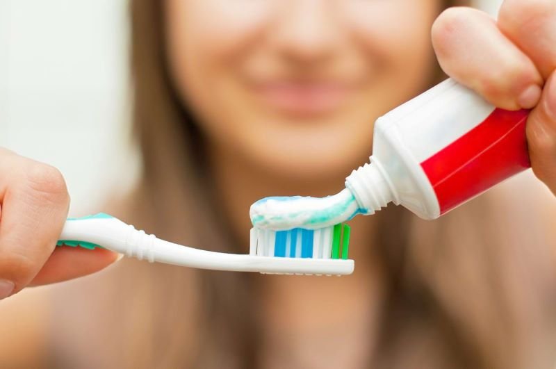  O pastă de dinți specială ar putea salva viața persoanelor cu alergie la arahide