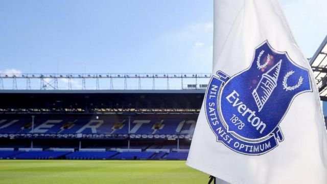  Clubul Everton a fost penalizat cu 10 puncte în Premier League