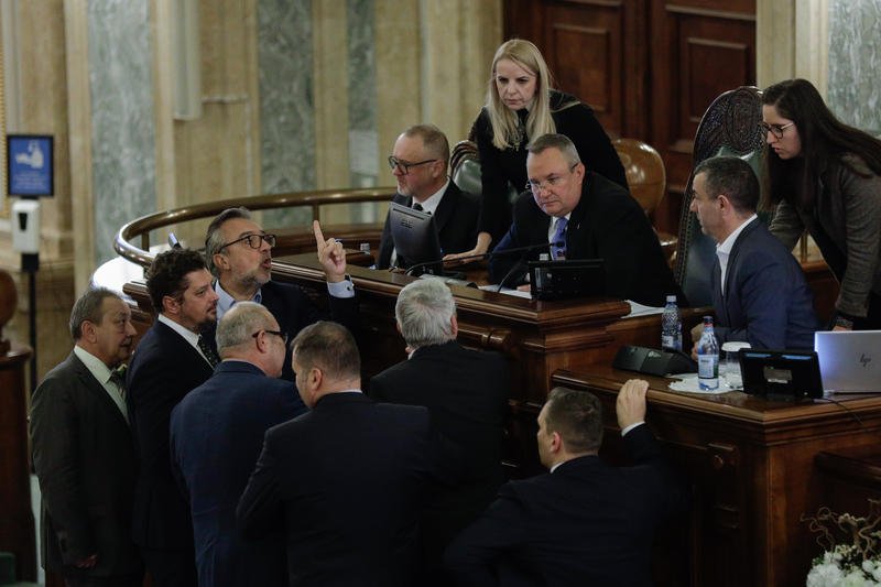  Agenţiile de rating consideră noua Lege a pensiilor drept un factor negativ pentru ratingul României