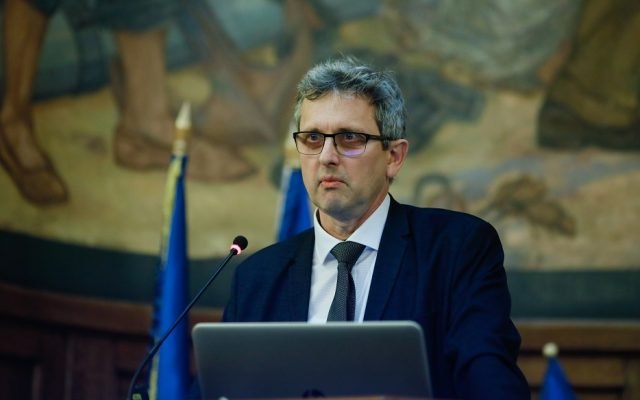  Valentin Lazea, economistul şef al BNR, critică dur elitele prădătoare